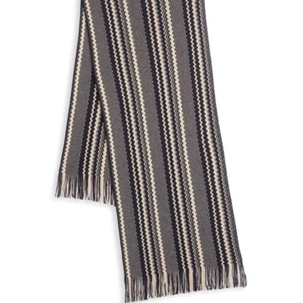 Missoni Geometric Wool-Blend Scarf In Navy And White